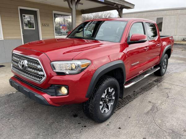 2017 TOYOTA TACOMA DOUBLE CAB - - by dealer - vehicle for sale in Shawnee, MO – photo 7
