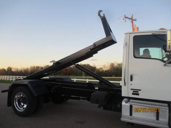 2007 Sterling Acterra Hooklift Truck 1 Owner Perfect for sale in Jordan, MN – photo 18