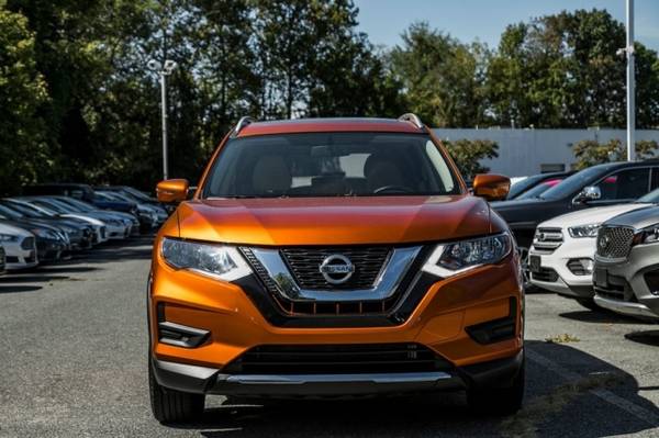 2017 Nissan Rogue SV for sale in Ellicott City, MD – photo 2