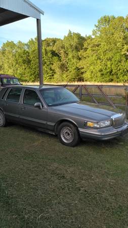 1997 lincoln town car for sale in Wilsonville, AL – photo 4
