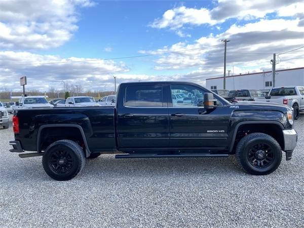 2017 GMC Sierra 2500HD SLE **Chillicothe Truck Southern Ohio's Only... for sale in Chillicothe, WV – photo 4