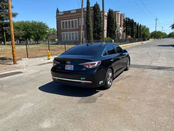 2017 Hyundai Sonata Plug-In Hybrid - - by dealer for sale in Stockton, CA – photo 4