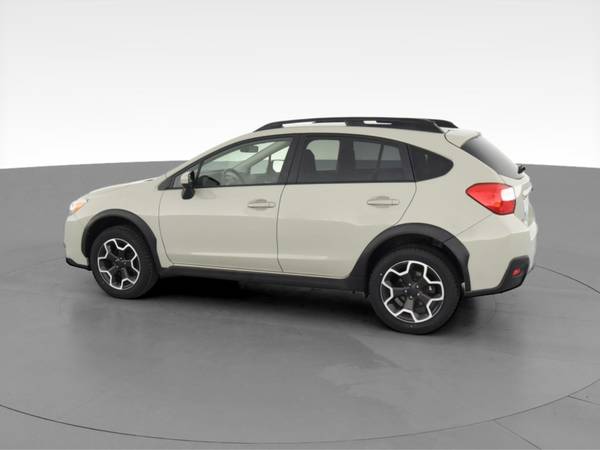 2015 Subaru XV Crosstrek Premium Sport Utility 4D hatchback Gray - -... for sale in Chicago, IL – photo 6