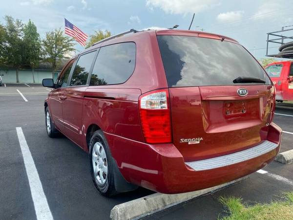 2009 Kia Sedona LX - cars & trucks - by owner - vehicle automotive... for sale in PORT RICHEY, FL – photo 4
