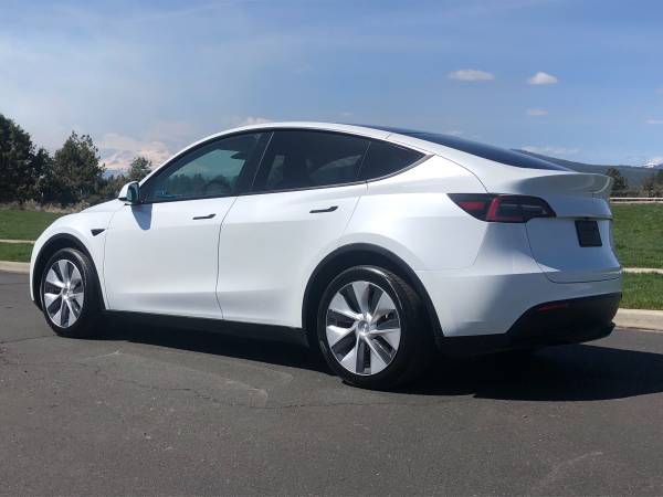 2020 TESLA MODEL Y LONG RANGE AWD GO GREEN GO ELECTRIC - cars & for sale in Sisters, OR – photo 24