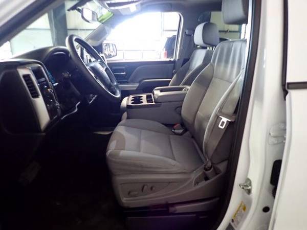 2014 Chevrolet Silverado 1500 - - by dealer - vehicle for sale in Gretna, NE – photo 13