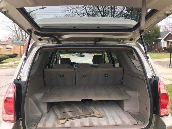 2005 Toyota 4Runner SR5 - cars & trucks - by owner - vehicle... for sale in Blue Island, IL – photo 8