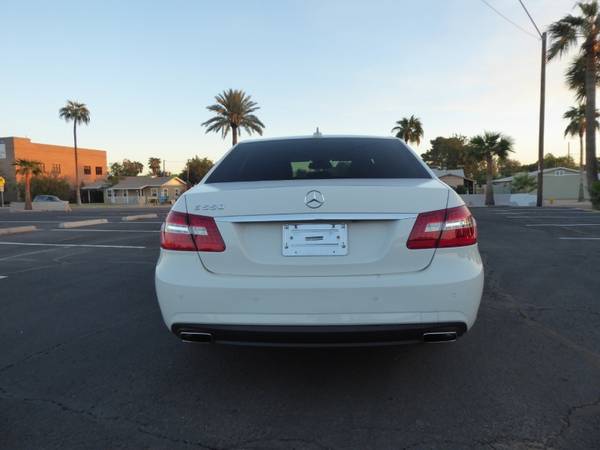 2011 MERCEDES-BENZ E-CLASS 4DR SDN E 550 SPORT RWD with Pwr door... for sale in Phoenix, AZ – photo 4