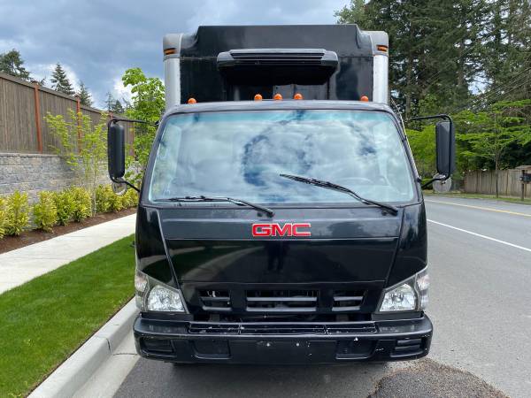 Box Truck low miles! for sale in Kenmore, WA – photo 2