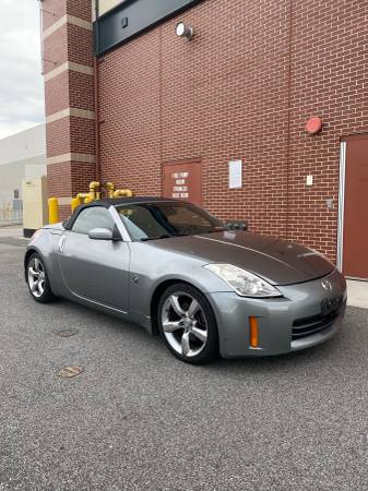 2006 Nissan 350z - cars & trucks - by owner - vehicle automotive sale for sale in Jamaica, NY – photo 2