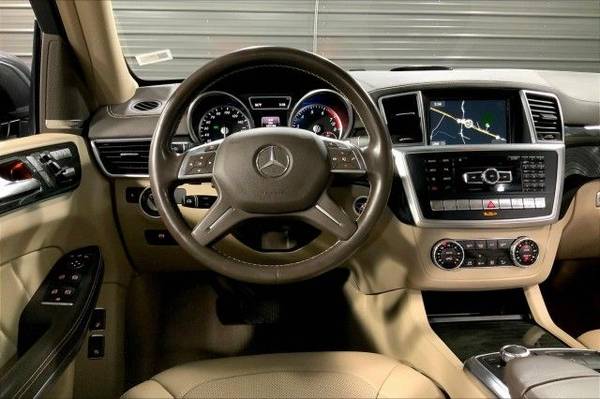 2016 Mercedes-Benz GL-Class GL 550 4MATIC Sport Utility 4D SUV for sale in Sykesville, MD – photo 16