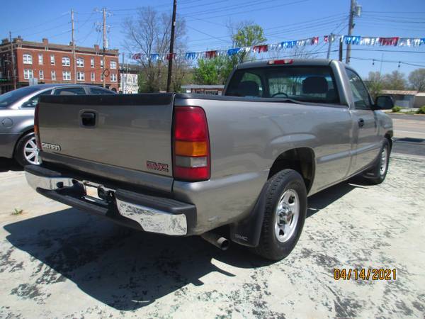 2002 GMC Sierra 1500 Regular Cab Long Bed w/Manual 2WD - cars & for sale in Pacific, MO – photo 3