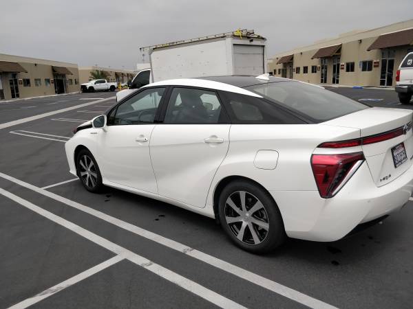 2017 Toyota Miria for sale in Santa Ana, CA – photo 5