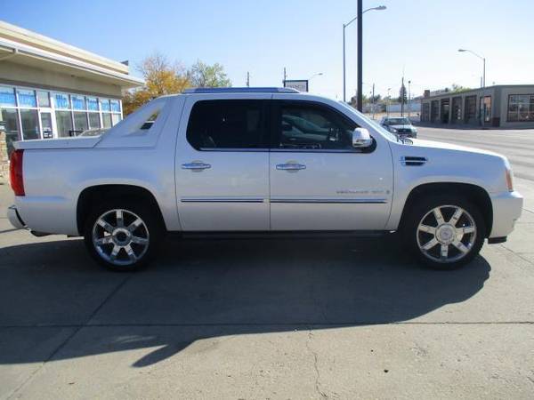 2009 CADILLAC ESCALADE EXT AWD 4dr - truck - cars & trucks - by... for sale in Casper, WY – photo 5