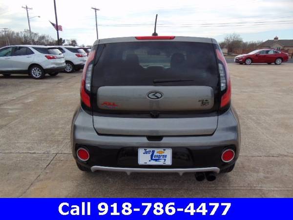 2018 Kia Soul ! hatchback Gray - - by dealer - vehicle for sale in Grove, AR – photo 7