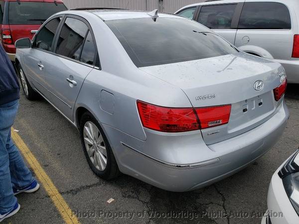 2010 *Hyundai* *Sonata* Silver - cars & trucks - by dealer - vehicle... for sale in Woodbridge, District Of Columbia – photo 4