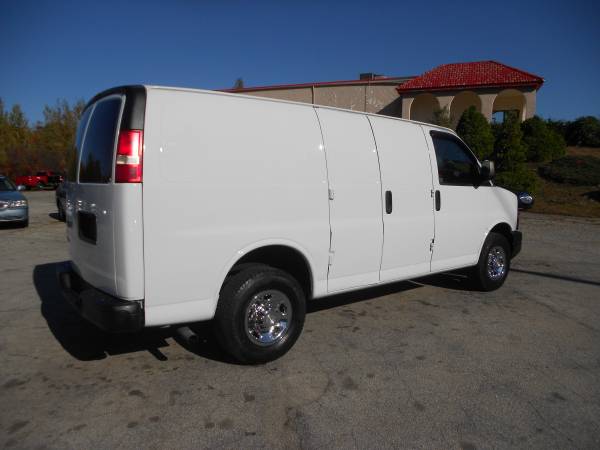 2010 Chevy EXPRESS 2500 3dr Cargo Van Work Van ***1 year Warranty** for sale in hampstead, RI – photo 5