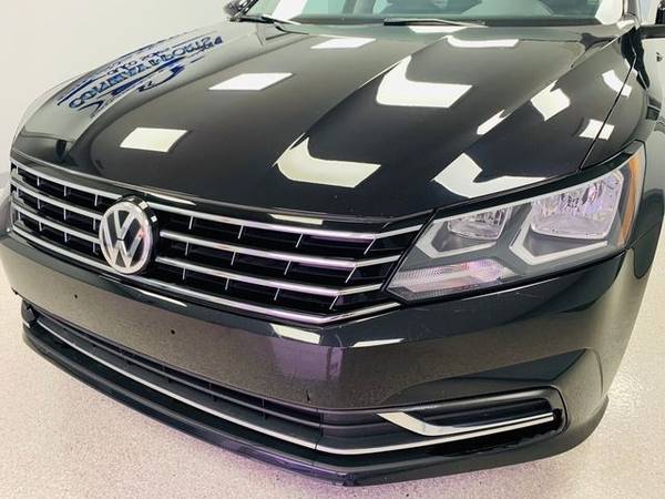 2017 Volkswagen Passat 1.8T S Automatic *GUARANTEED CREDIT APPROVAL*... for sale in Streamwood, IL – photo 6