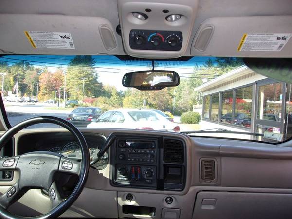 2005 Chevy Suburban LS Seats-9, 301k Miles, Black/Tan, Very Clean!!... for sale in Franklin, NH – photo 15