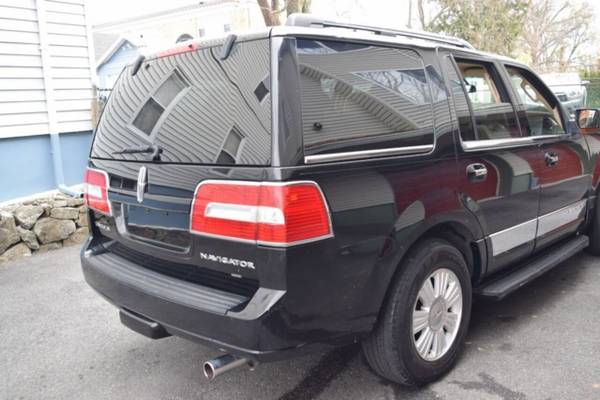 *2008* *Lincoln* *Navigator* *Base 4dr SUV* - cars & trucks - by... for sale in Paterson, MD – photo 22