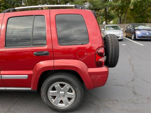2006 Jeep Liberty Limited AWD 4x4 fully loaded 70,000 miles - cars &... for sale in Walpole, RI – photo 5