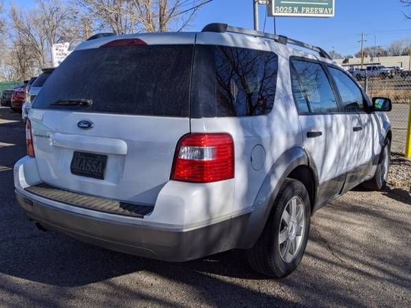 2006 Ford Freestyle SE - - by dealer - vehicle for sale in Pueblo, CO – photo 2