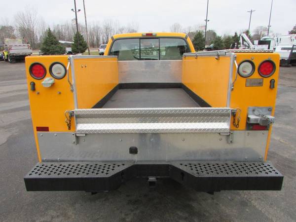 2006 Ford F-250 4x2 Reg Cab Service Utility Truck for sale in ST Cloud, MN – photo 4