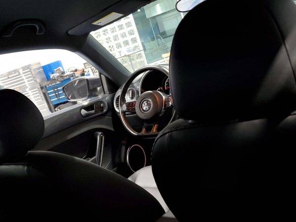 2014 VW Volkswagen Beetle TDI Hatchback 2D hatchback Gray - FINANCE... for sale in Chesapeake , VA – photo 24