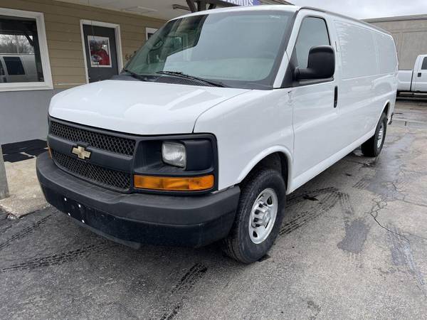2015 CHEVROLET EXPRESS G3500 - - by dealer - vehicle for sale in Shawnee, MO – photo 7