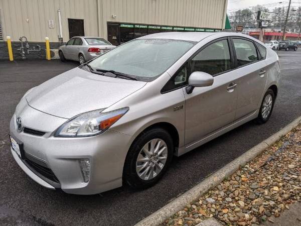 2013 Toyota Prius Plug-in Hybrid - - by dealer for sale in Knoxville, TN – photo 2