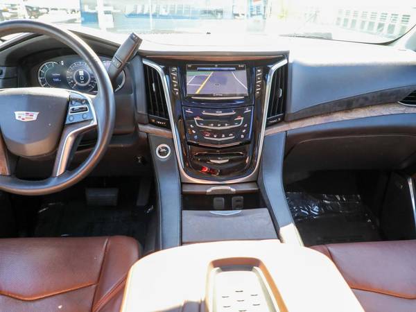 2017 Cadillac Escalade Premium Luxury 6.2L V8 *4x4* SUV ALL FRESH... for sale in Spokane, WA – photo 16