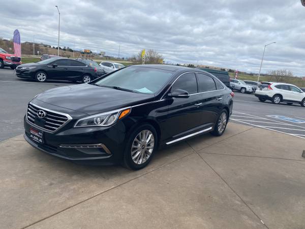 2015 Hyundai Sonata 4dr Sdn 2 4L Limited - - by dealer for sale in Dodgeville, WI – photo 6