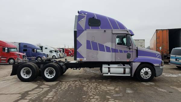 2003 Freightliner Century for sale in Westchester, IL – photo 2