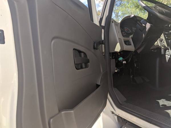 2017 INTERNATIONAL 26' BOX NON CDL CUMMINS , AUTO , 2 AVAILABLE -... for sale in Wappingers Falls, MN – photo 22