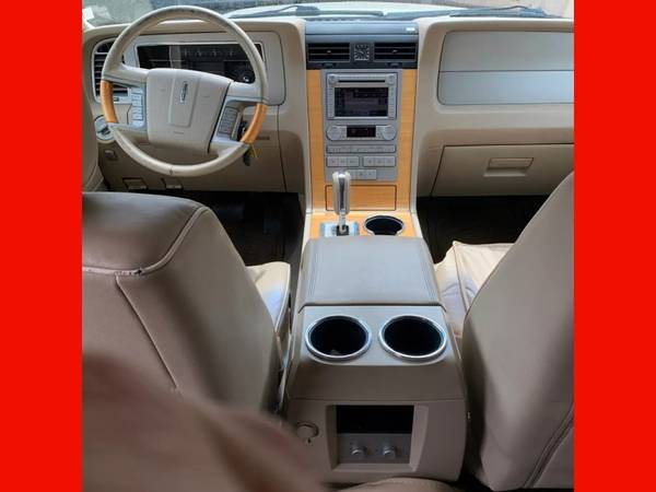 2007 LINCOLN NAVIGATOR 4WD - - by dealer - vehicle for sale in Worcester, MA – photo 12
