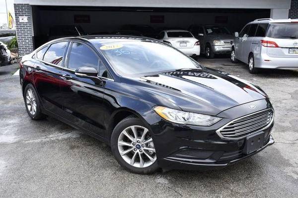 2017 Ford Fusion SE Sedan 4D BUY HERE PAY HERE - - by for sale in Miami, FL – photo 2
