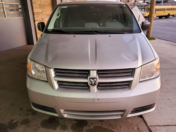 2009 DODGE GRAND CARAVAN - cars & trucks - by dealer - vehicle... for sale in MILWAUKEE WI 53209, WI – photo 3