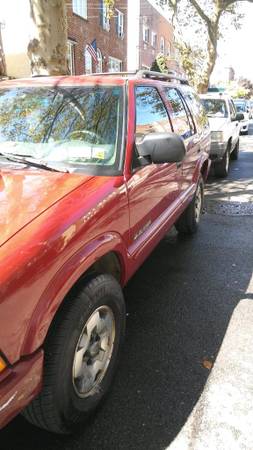 2002 Chevy Blazer - Super Clean - Perfect Running - 4x4 Low miles for sale in Brooklyn, NY – photo 2