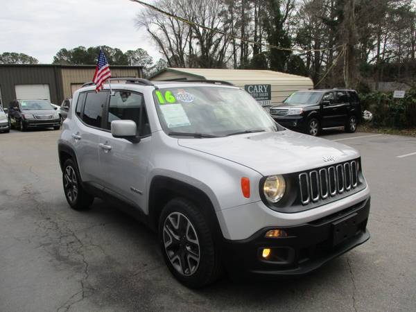 2016 JEEP RENEGADE LATITUDE, 1 OWNER, LOCAL! - - by for sale in Cary, NC – photo 3
