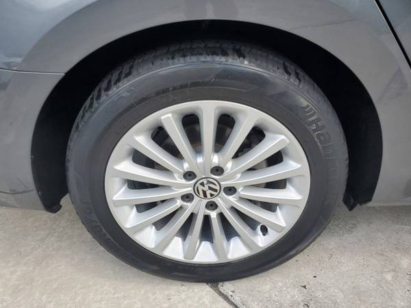 2016 *Volkswagen* *Passat* *4dr Sedan 1.8T Automatic SE for sale in Coconut Creek, FL – photo 15