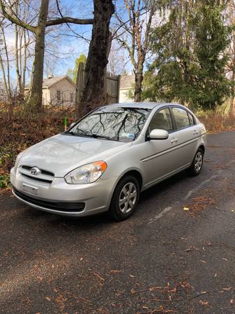 2010 Hyundai Accent 64,000 miles!!! - cars & trucks - by owner -... for sale in Syracuse, NY – photo 3