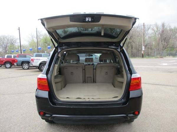 2010 Toyota Highlander Limited Sport Utility 4D - - by for sale in Wheat Ridge, CO – photo 17