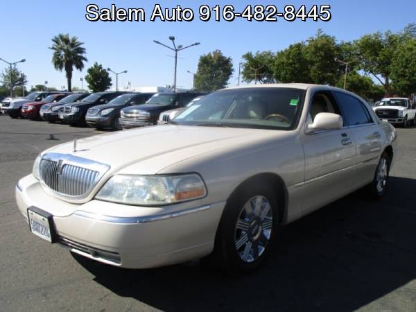 2003 Lincoln Town Car CARTIER - SUNROOF - LEATHER AND HEATED SEATS -... for sale in Sacramento , CA – photo 2