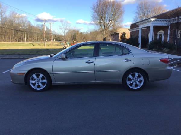 2005 Lexus ES330 LOADED! Super Nice! - - by dealer for sale in Charlotte, NC – photo 2