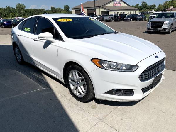 2015 Ford Fusion 4dr Sdn SE FWD - - by dealer for sale in Chesaning, MI – photo 3