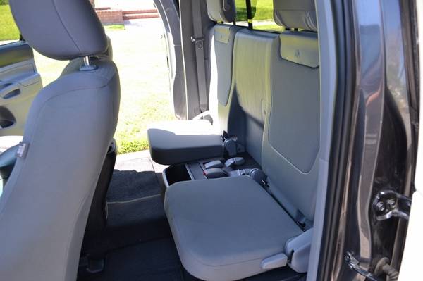 2014 Toyota Tacoma Access Cab SR5 35k Miles for sale in Fresno, CA – photo 16