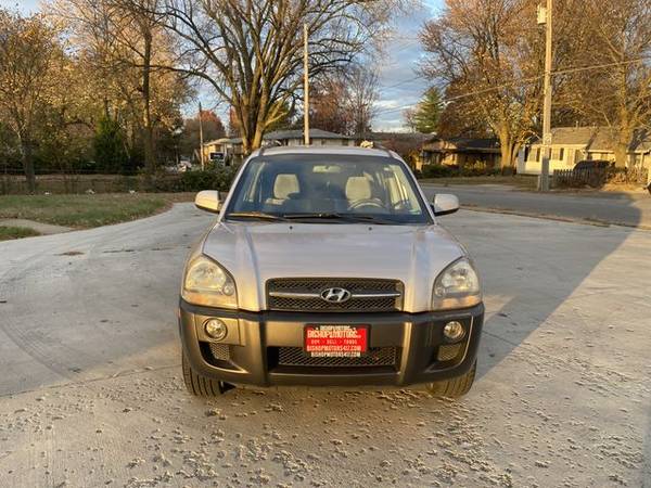 2005 Hyundai Tucson - Bank Financing Available! - cars & trucks - by... for sale in Springfield, MO – photo 8