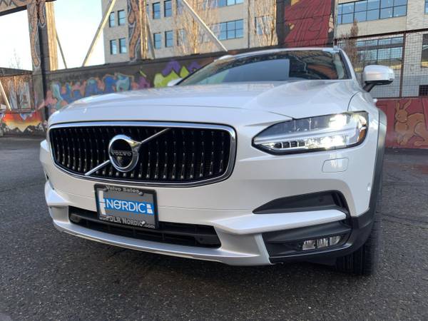 2018 Volvo V90 T6 AWD Cross Country for sale in Portland, OR – photo 3