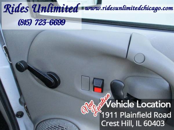 2005 Chevrolet Astro Cargo - - by dealer - vehicle for sale in Crest Hill, IL – photo 19