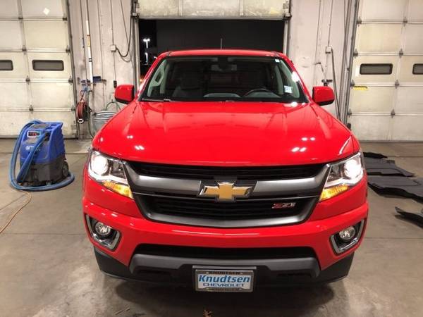 2018 Chevy Chevrolet Colorado Z71 pickup Red Hot - cars & trucks -... for sale in Post Falls, WA – photo 2